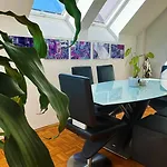 Apartment Modern Luxury Duplex In Düsseldorf-benrath